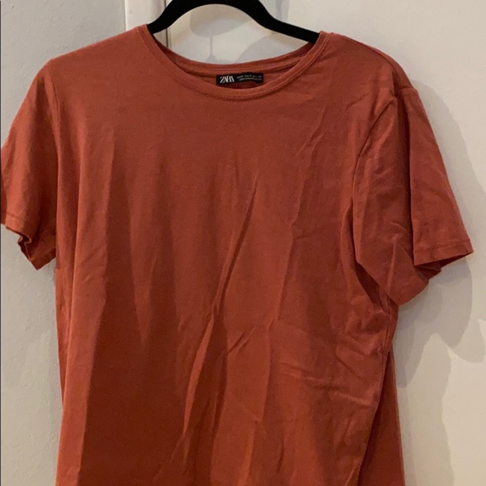 Zara Tee
